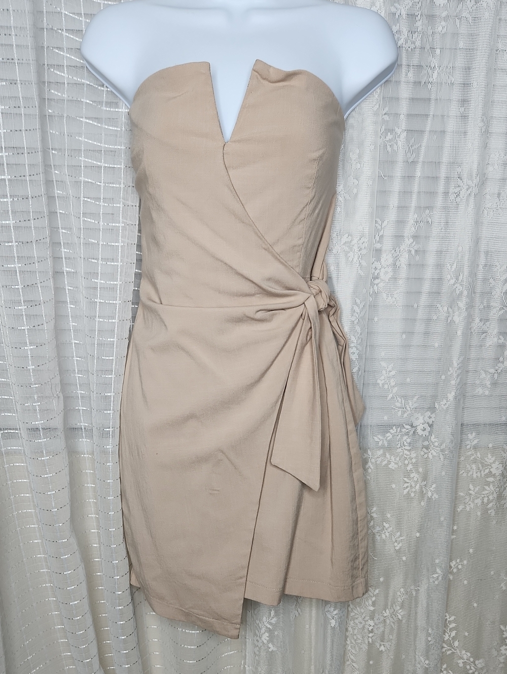 4SI3NNA Tan Faux-Wrap Mini Dress SzL